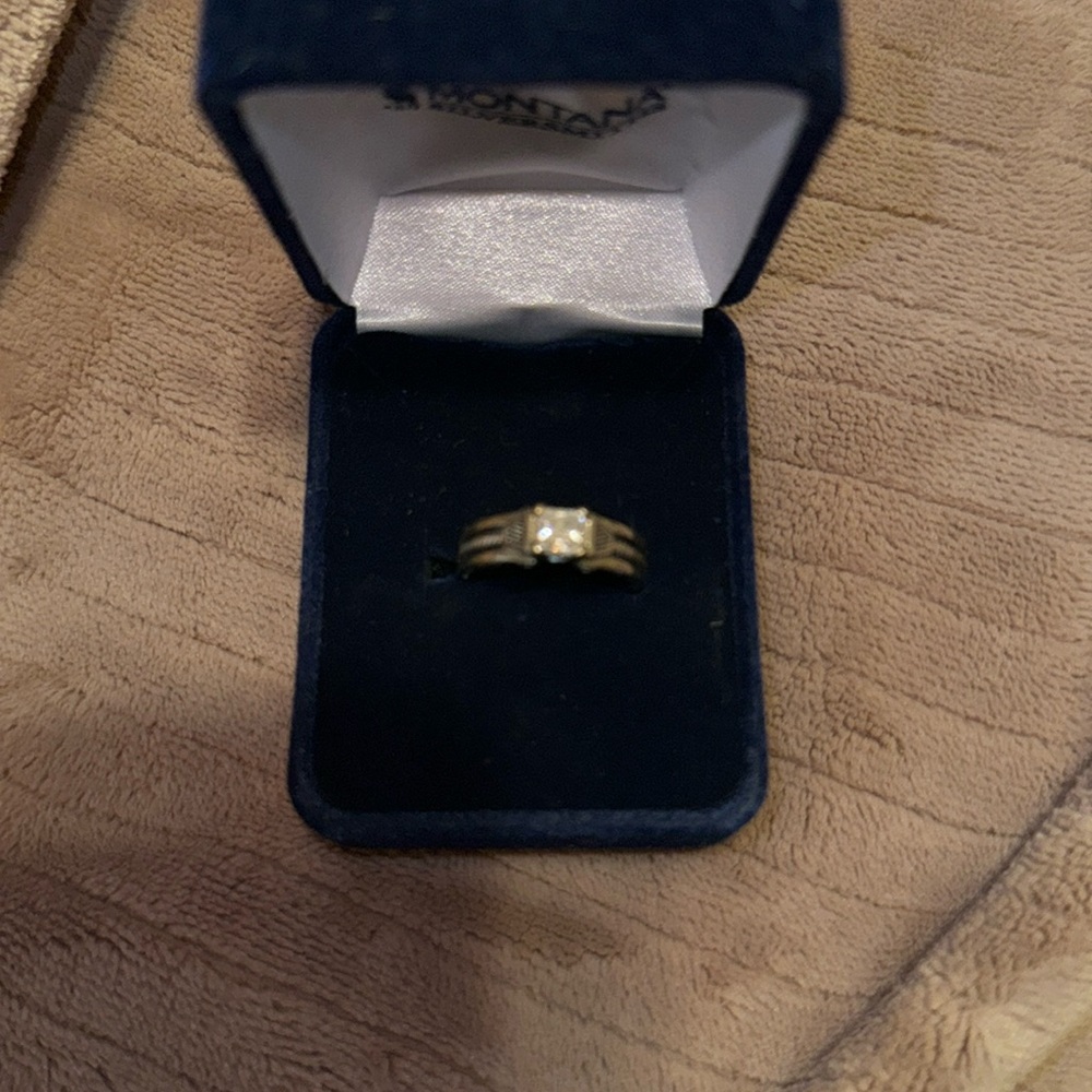 Montana Silversmith horseshoe nail ring